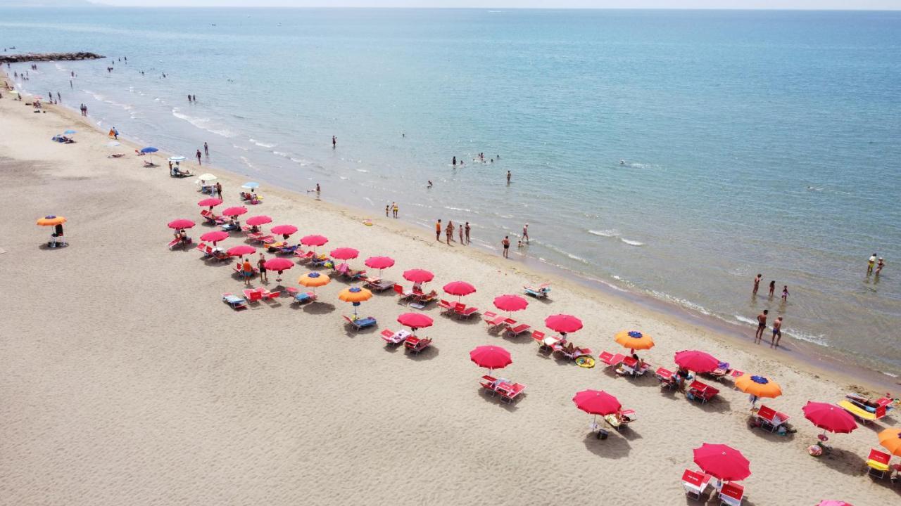 Anxur Village Camping Terracina Exterior foto